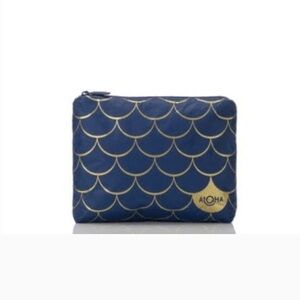 NWT aloha collection small pouch in gold navy